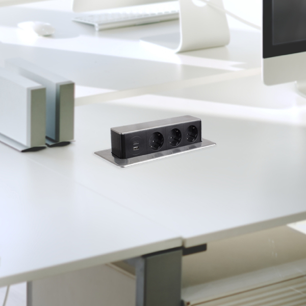 28322_c Zásuvka HOP BOX USB A/A + 3x230V 2m brúsená oceľ